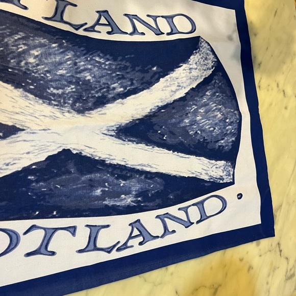 Vintage Hand Towel Tapestry Castles Scotland NWOT - Picture 6 of 16